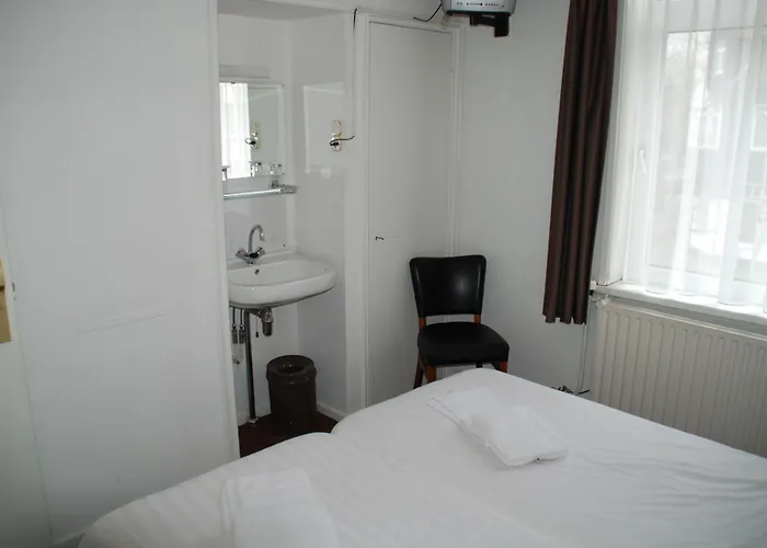 Hotel Café Restaurant Abina